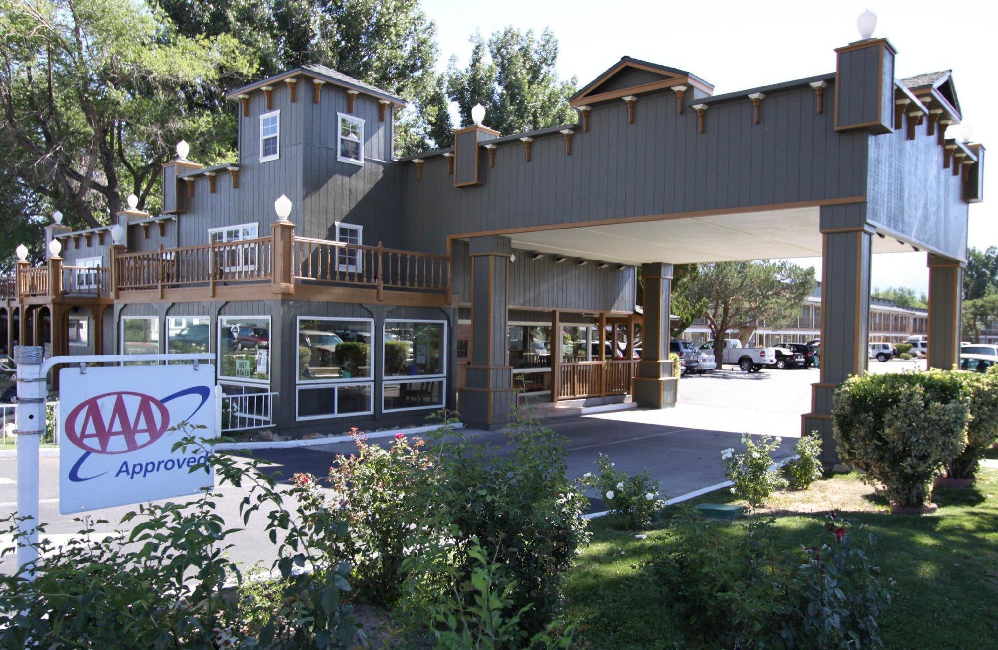Vagabond Inn Bishop Exterior photo